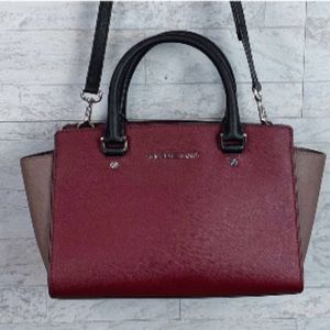 Michael Kors Selma purse